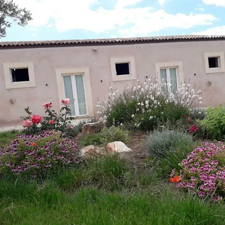 Ballium Luxury Relais Alloggio per agriturismo Avola