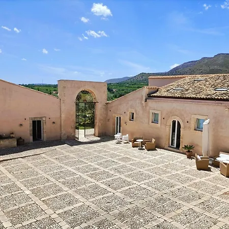 Bauernhof Ballium Luxury Relais *