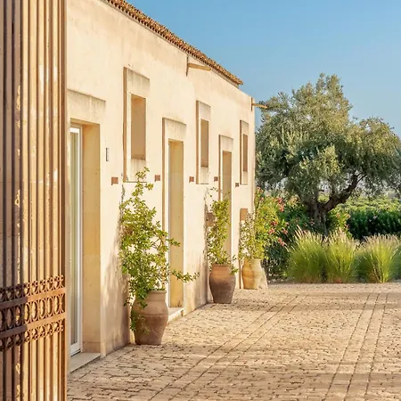 Ballium Luxury Relais * Avola